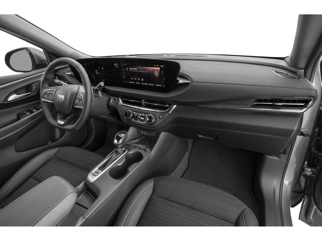 Used 2024 Buick Envista Sport Touring w/ Convenience I Package FWD image 10