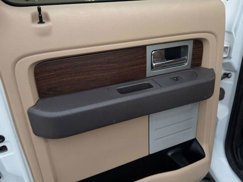 Used 2014 Ford F150 Lariat w/ Equipment Group 502A Luxury image 24