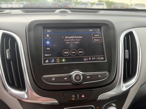 Certified 2023 Chevrolet Equinox LT FWD image 13