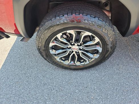 Certified 2026 GMC Canyon Denali AWD/4WD image 6
