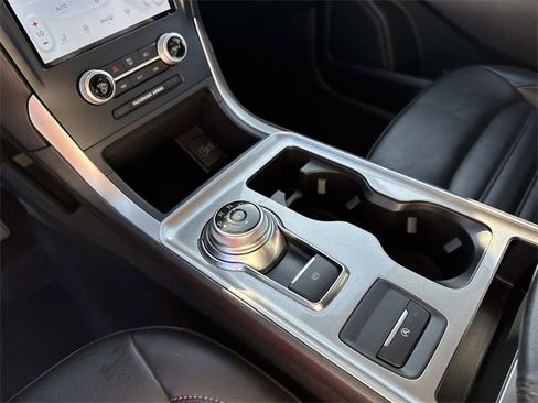 Used 2023 Ford Edge SEL image 25