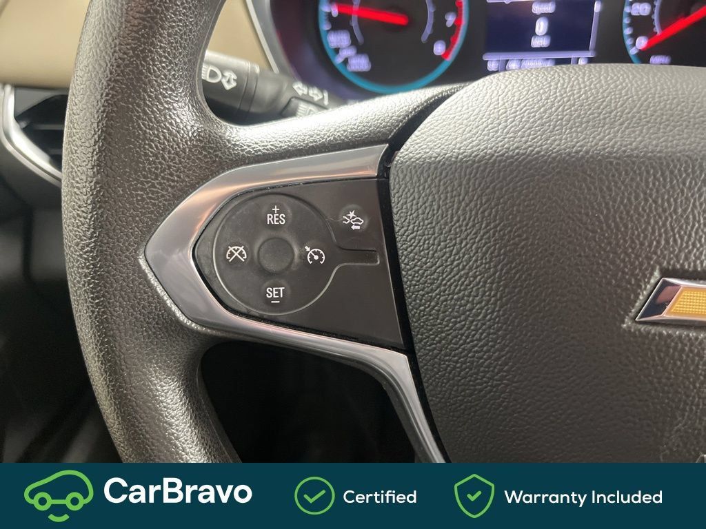 Used 2023 Chevrolet Traverse LS AWD/4WD image 24