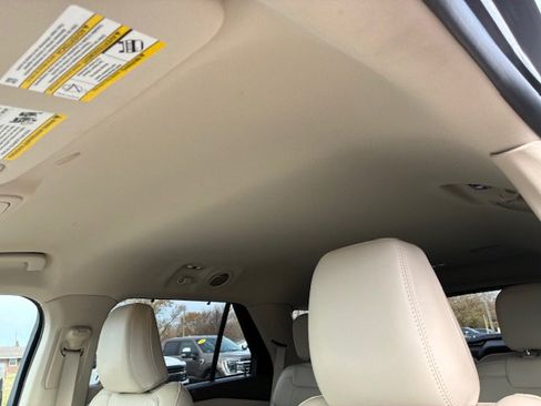 Used 2021 Ford Explorer Platinum w/ Equipment Group 601A image 33