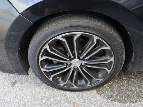 Used 2014 Toyota Corolla S image 4