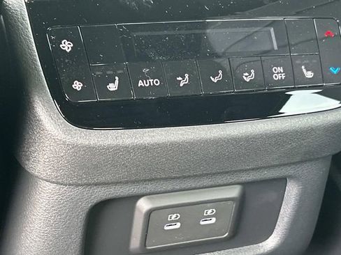 New 2026 INFINITI QX60 Sport image 22