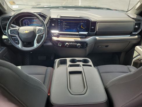 Used 2023 Chevrolet Silverado 1500 LT w/ Protection Package RWD image 12