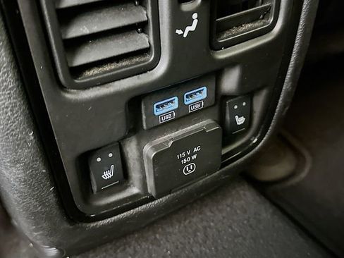 Used 2024 Dodge Durango GT image 26