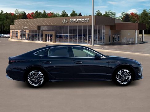 New 2026 Hyundai Sonata SEL AWD/4WD image 9