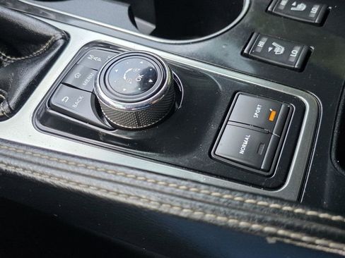 Used 2018 Nissan Maxima 3.5 SV FWD image 18