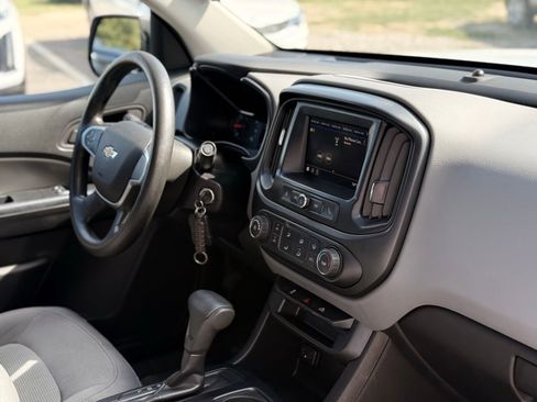 Used 2020 Chevrolet Colorado W/T w/ WT Convenience Package image 19