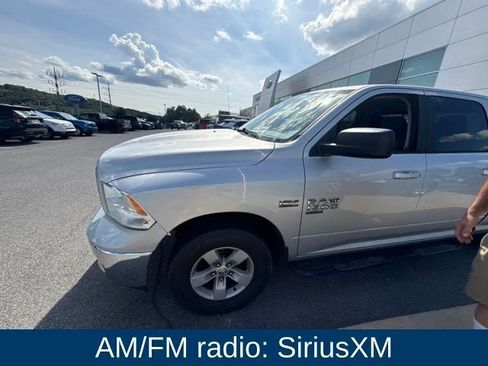 Used 2019 RAM 1500 Classic SLT AWD/4WD image 4