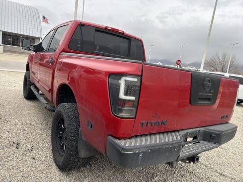 Used 2008 Nissan Titan SE image 5