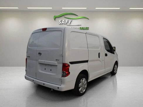 Used 2020 Nissan NV200 SV image 7