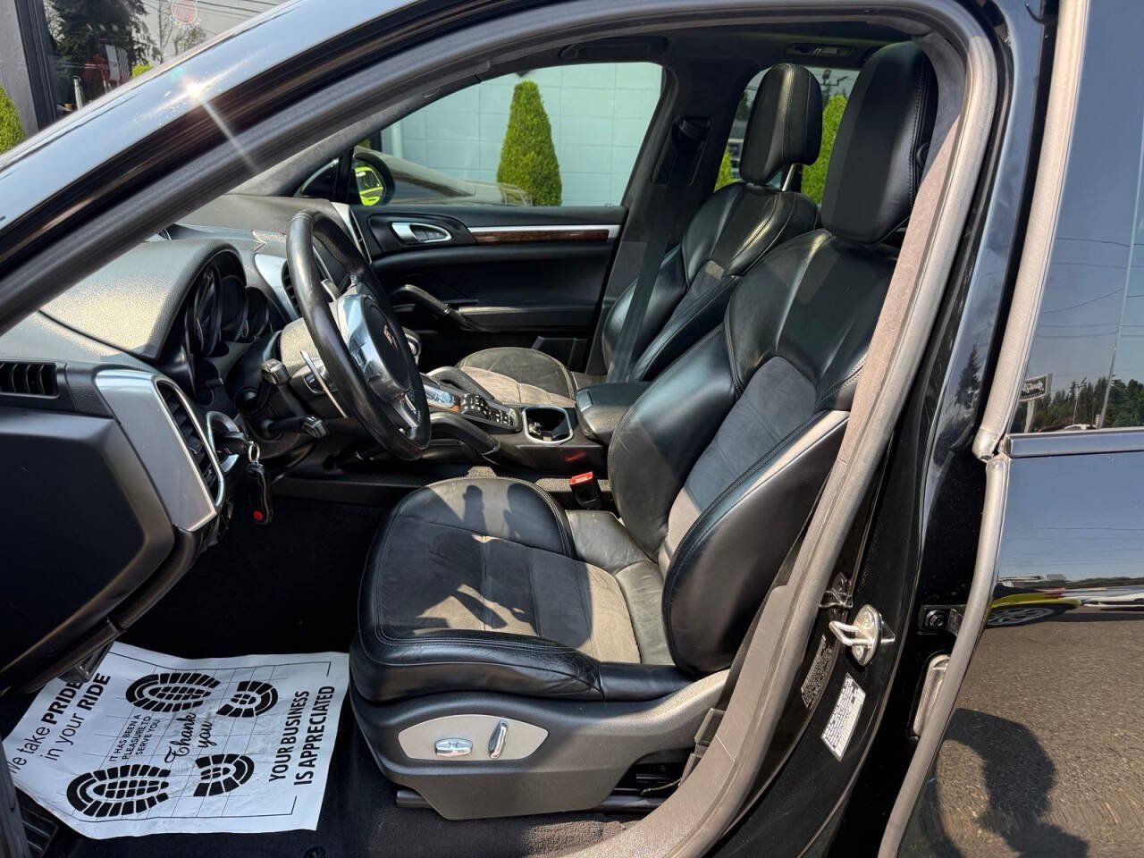 Used 2013 Porsche Cayenne GTS AWD/4WD image 17