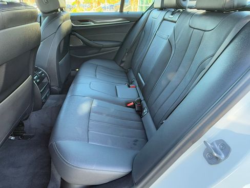 Certified 2023 BMW 530e w/ M Sport Package image 31