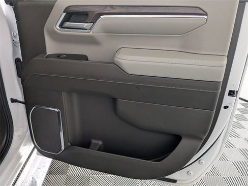 Used 2023 GMC Sierra 1500 SLT w/ SLT Premium Package image 31