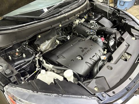 Used 2021 Mitsubishi Outlander Sport SE image 24