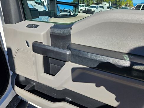 Used 2017 Ford F350 XL w/ Power Equipment Group image 18