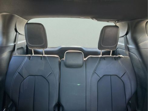 New 2026 Chrysler Pacifica Select FWD image 26