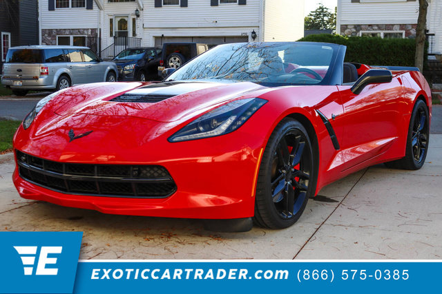 Used 2016 Chevrolet Corvette Stingray Convertible w/ 2LT Preferred Equipment Group RWD image 1