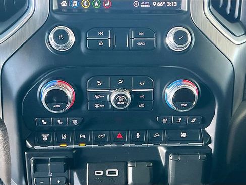 Used 2020 GMC Sierra 3500 Denali w/ Denali Ultimate Package image 22