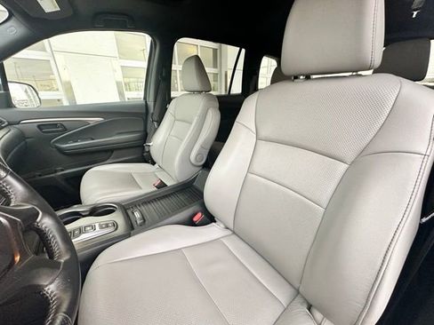 Used 2023 Honda Passport EX-L image 8