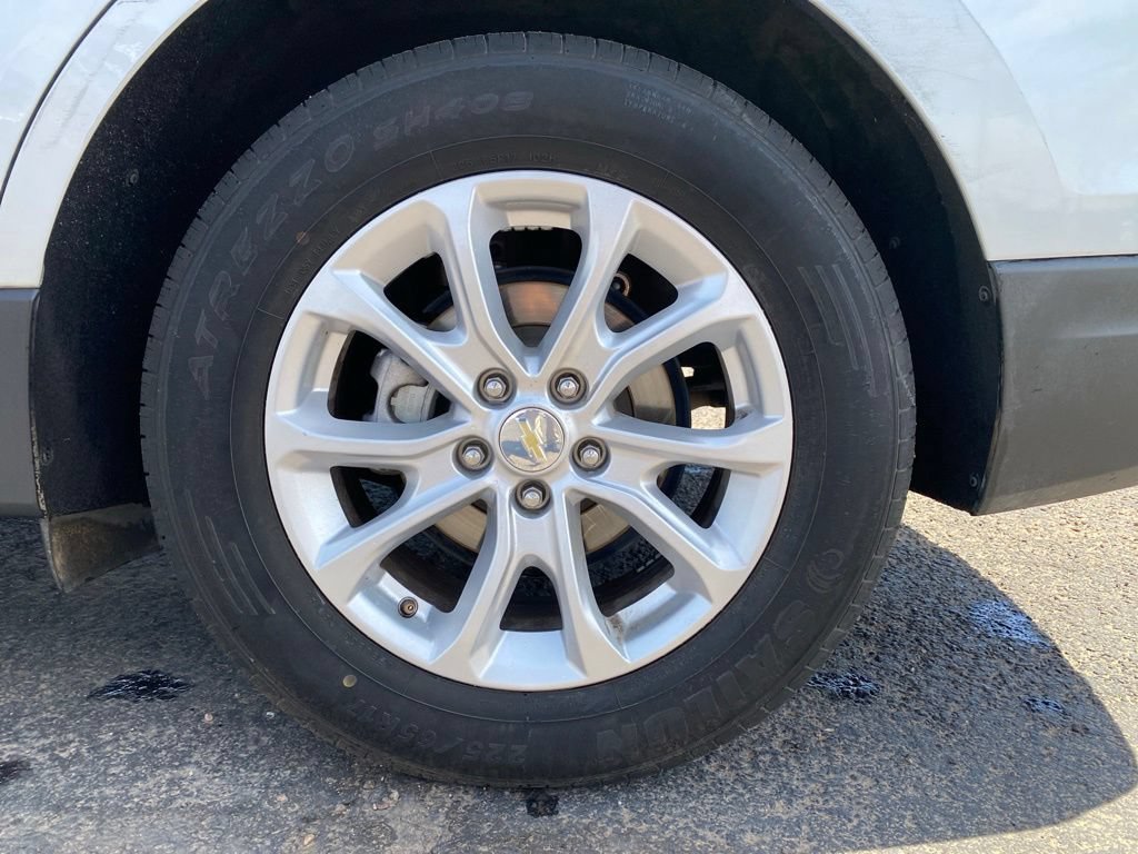Used 2018 Chevrolet Equinox LT w/ Sun & Infotainment Package FWD image 23