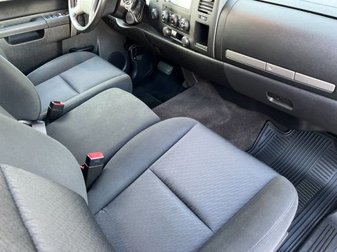 Used 2013 Chevrolet Silverado 2500 LT w/ Suspension Package, Off-Road image 15