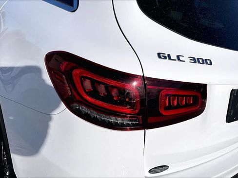 Used 2022 Mercedes-Benz GLC 300 GLC 300 image 28
