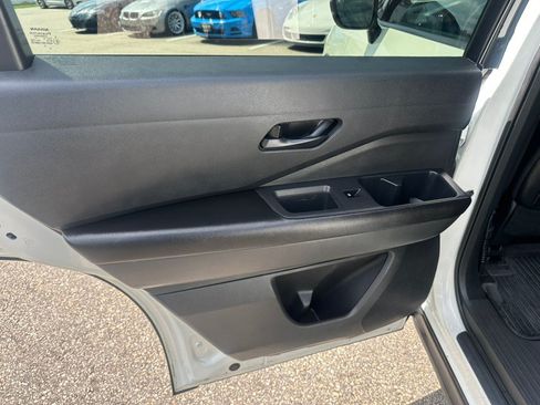 Used 2024 Nissan Pathfinder Rock Creek AWD/4WD image 30