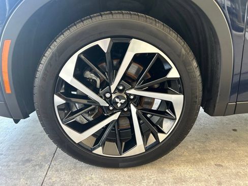 Used 2024 Mitsubishi Outlander SE Black Edition FWD image 16