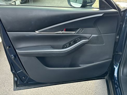 Used 2025 MAZDA CX-30 AWD 2.5 S w/ Preferred Package image 11