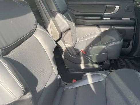 New 2025 Ford Expedition Max Platinum w/ Stealth Performance Package image 35