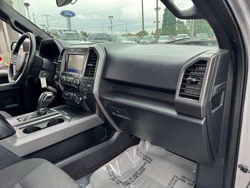 Used 2020 Ford F150 XLT w/ Equipment Group 302A Luxury AWD/4WD image 26