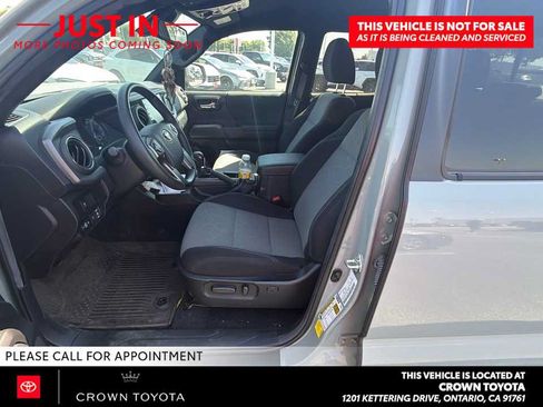 Used 2023 Toyota Tacoma TRD Off-Road w/ Black Out Package (TMS) AWD/4WD image 8