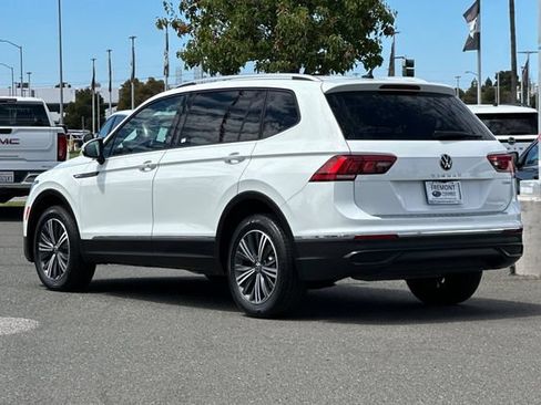 Used 2024 Volkswagen Tiguan Wolfsburg Edition AWD/4WD image 6