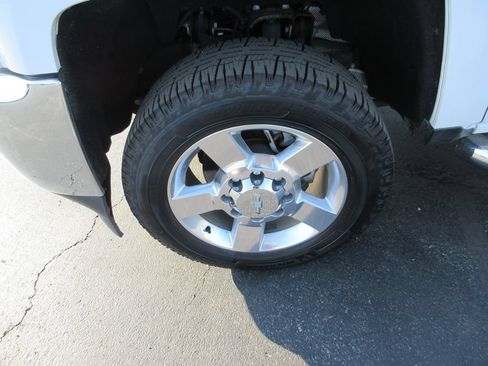 Certified 2017 Chevrolet Silverado 2500 LT w/ All Star Edition AWD/4WD image 16