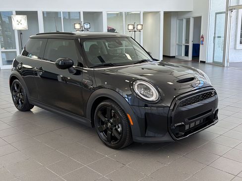 Used 2024 MINI Cooper S FWD image 7