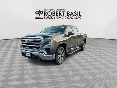 Used 2019 GMC Sierra 1500 SLE w/ SLE Convenience Package AWD/4WD image 4