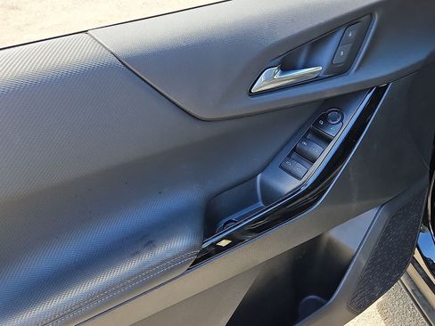 Certified 2025 Chevrolet Equinox LT FWD image 29