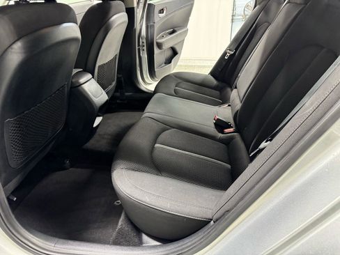 Used 2020 Kia Optima LX image 13