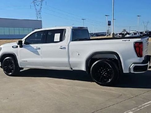 Used 2025 GMC Sierra 1500 Elevation image 6