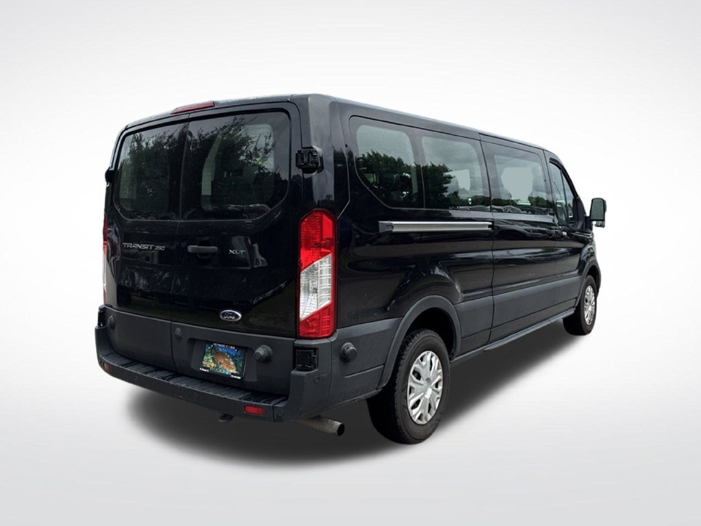 Used 2024 Ford Transit 350 XLT RWD image 5