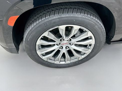 Certified 2023 GMC Yukon XL Denali AWD/4WD image 33