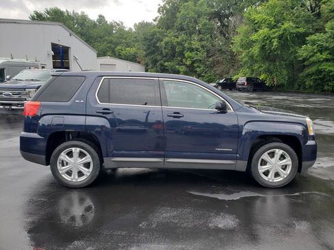 Used 2017 GMC Terrain SLE FWD image 4