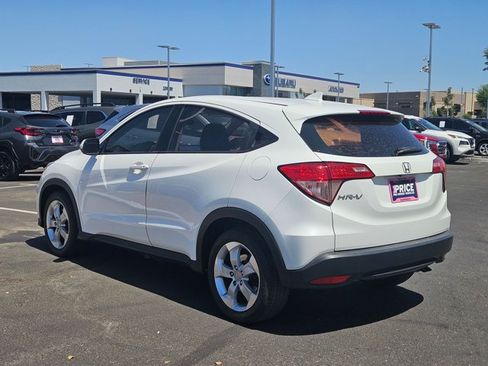 Used 2016 Honda HR-V LX image 8