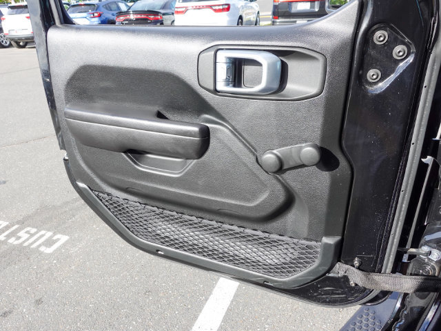 Used 2021 Jeep Wrangler Sport AWD/4WD image 14