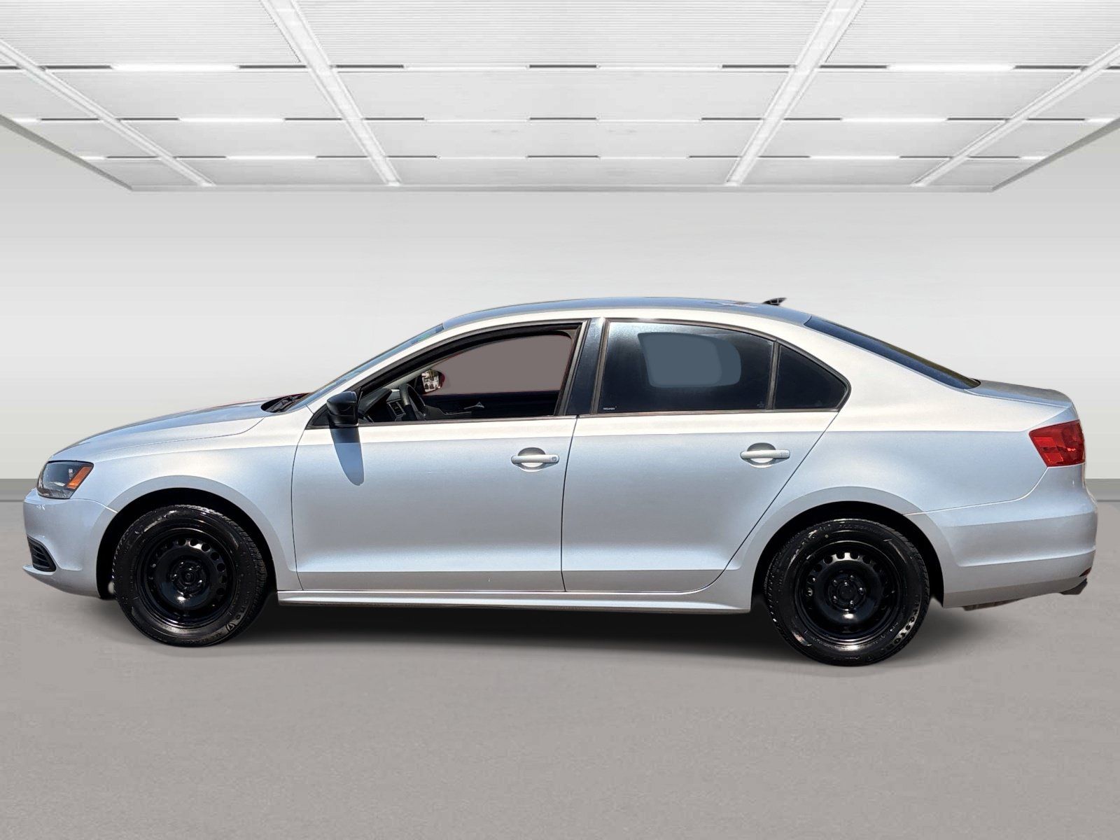 Used 2014 Volkswagen Jetta S FWD image 2