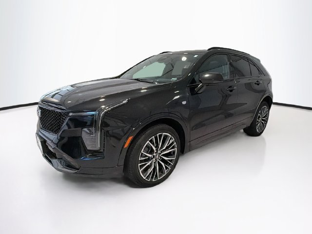 Used 2024 Cadillac XT4 Sport AWD/4WD image 3