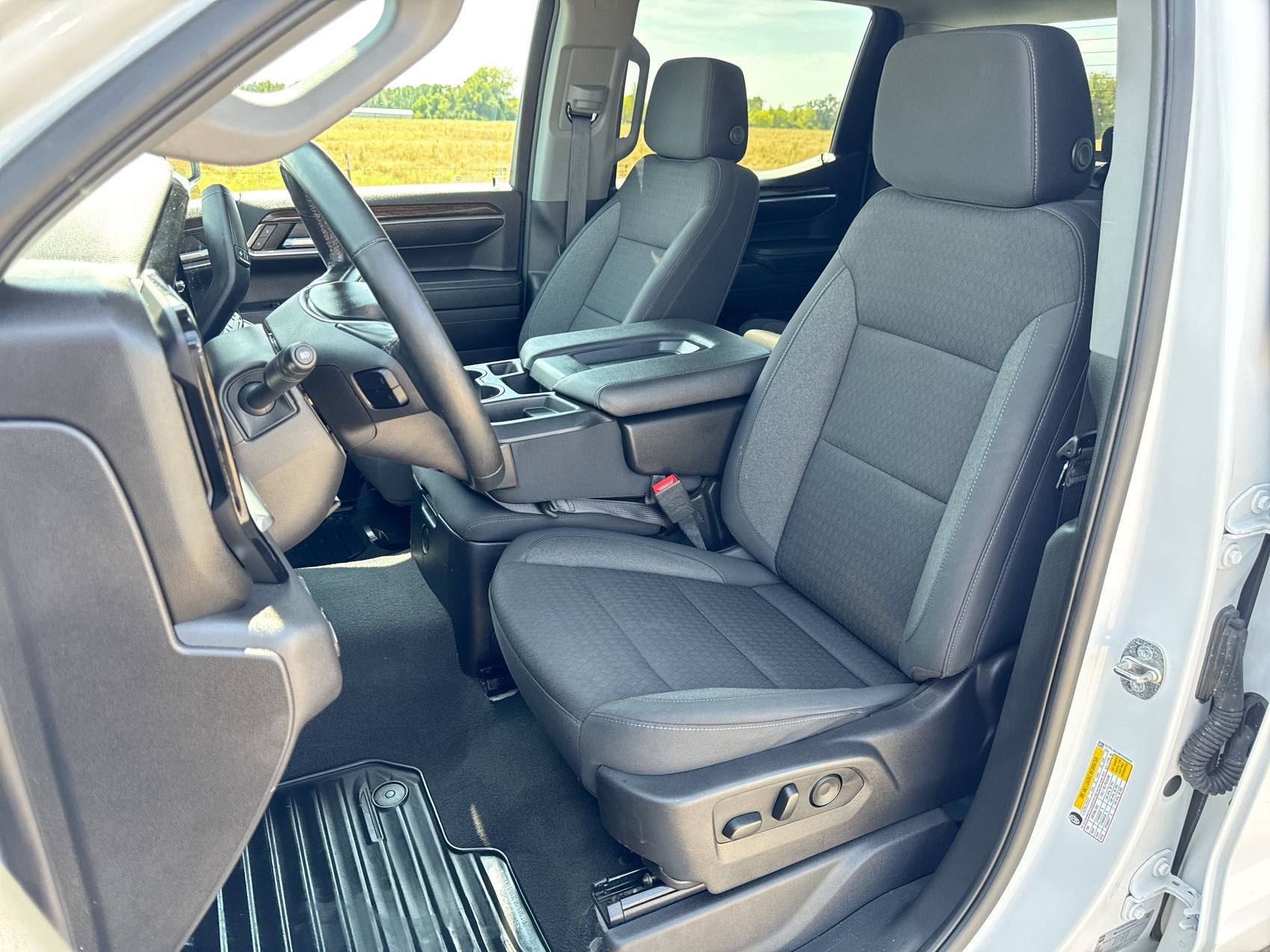 Used 2024 GMC Sierra 1500 Elevation AWD/4WD image 11